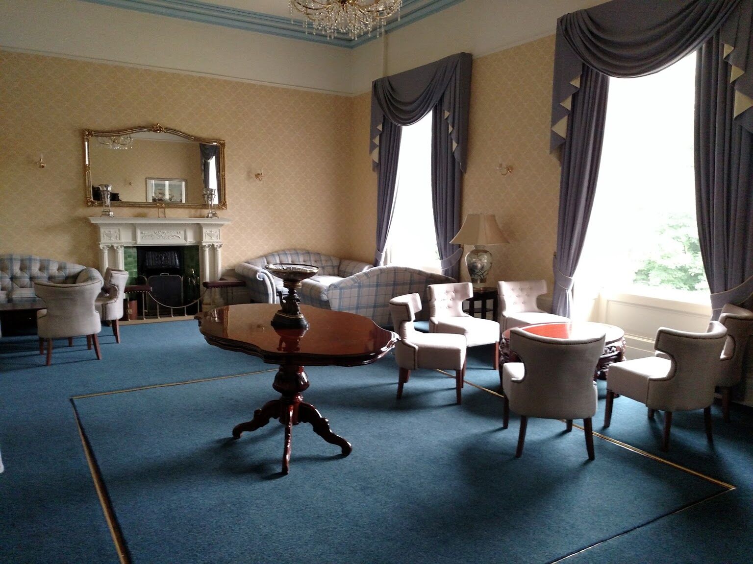 Castle Hotel Хънтли Екстериор снимка